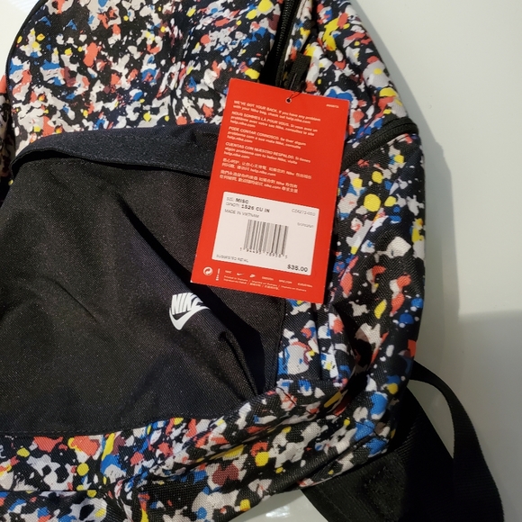 Nike Unisex Backpack - Picture 3 of 4